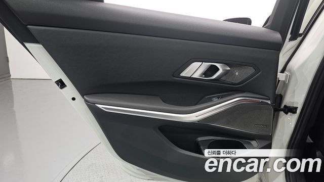 BMW 3-Series 320i M Sport