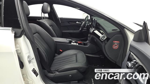 Mercedes-Benz CLS-Class CLS250 d 4MATIC AMG Line