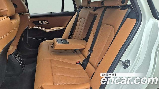 BMW 3-Series 320i Touring