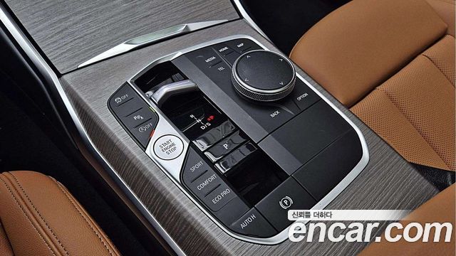 BMW 3-Series 320i Touring