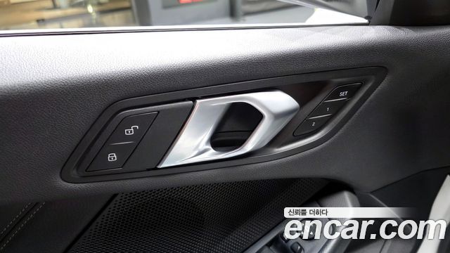BMW 1-Series 118d Joy First Edition