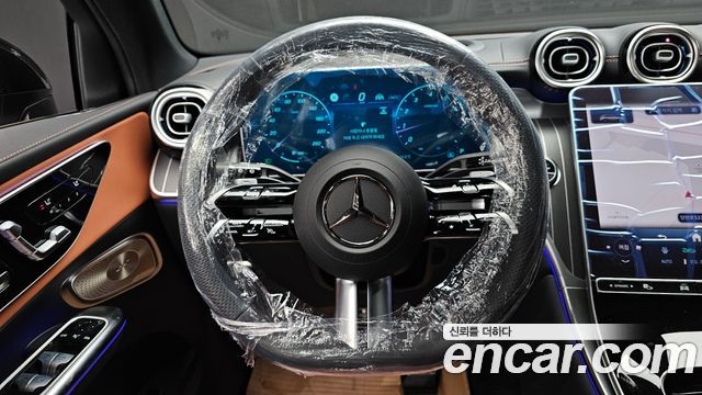 Mercedes-Benz GLC-Class GLC300 4MATIC AMG Line