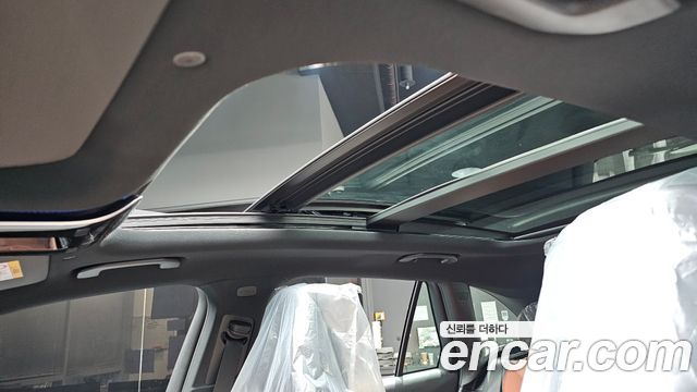 Mercedes-Benz GLC-Class GLC300 4MATIC AMG Line