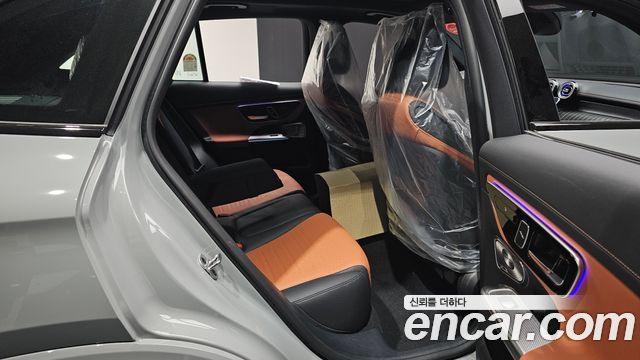 Mercedes-Benz GLC-Class GLC300 4MATIC AMG Line