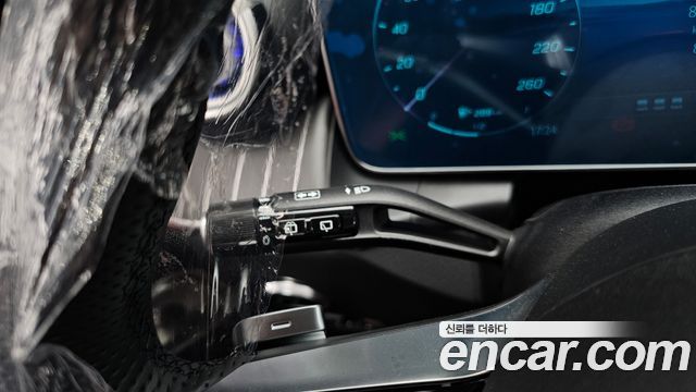 Mercedes-Benz GLC-Class GLC300 4MATIC AMG Line