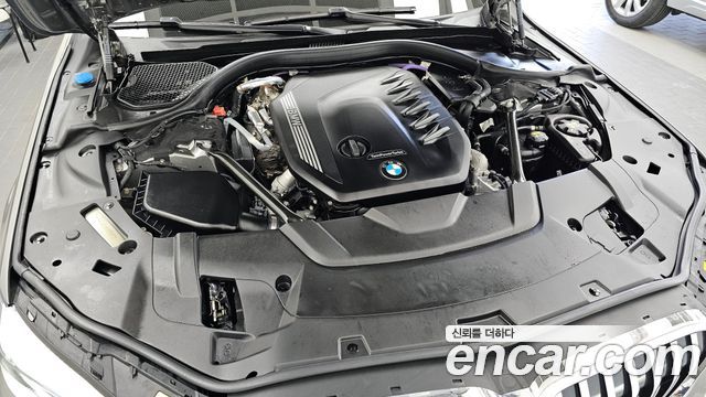 BMW 7-Series 730d xDrive M Sport