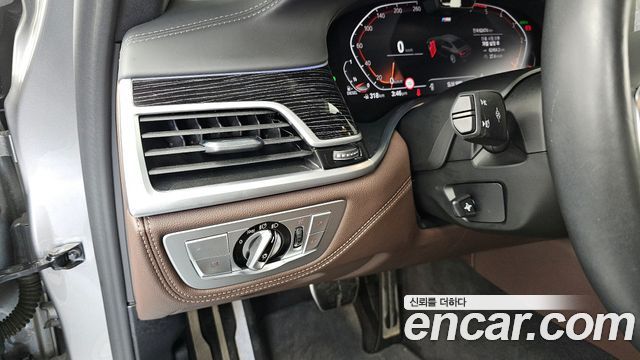 BMW 7-Series 730d xDrive M Sport