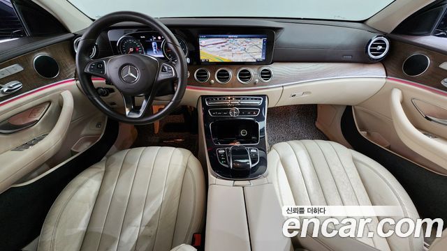 Mercedes-Benz E-Class E220d Exclusive