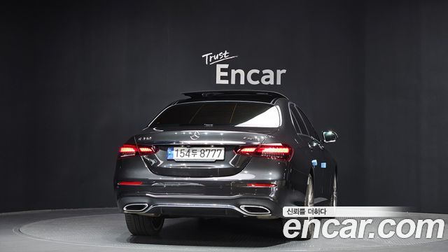 Mercedes-Benz E-Class E350 4MATIC AMG Line