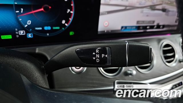 Mercedes-Benz E-Class E350 4MATIC AMG Line