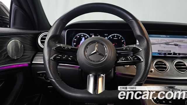 Mercedes-Benz E-Class E350 4MATIC AMG Line