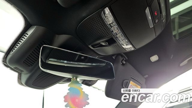 Mercedes-Benz E-Class E350 4MATIC AMG Line