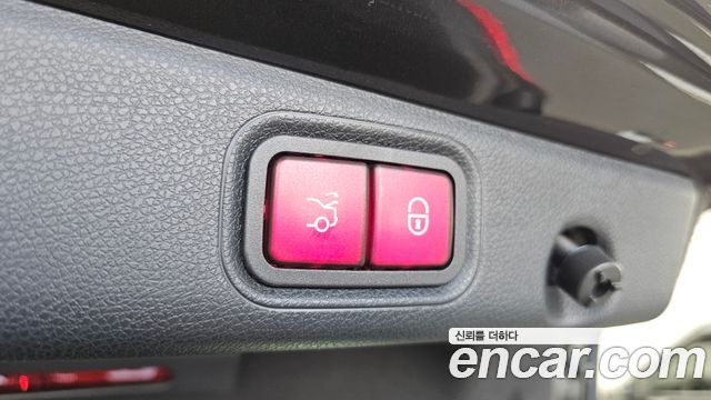 Mercedes-Benz E-Class E350 4MATIC AMG Line