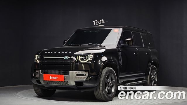 Land Rover Defender 110 P300 X-Dynamic SE