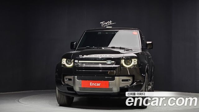 Land Rover Defender 110 P300 X-Dynamic SE