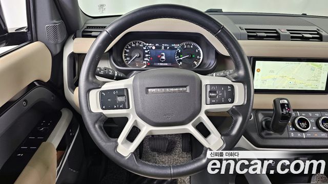 Land Rover Defender 110 P300 X-Dynamic SE