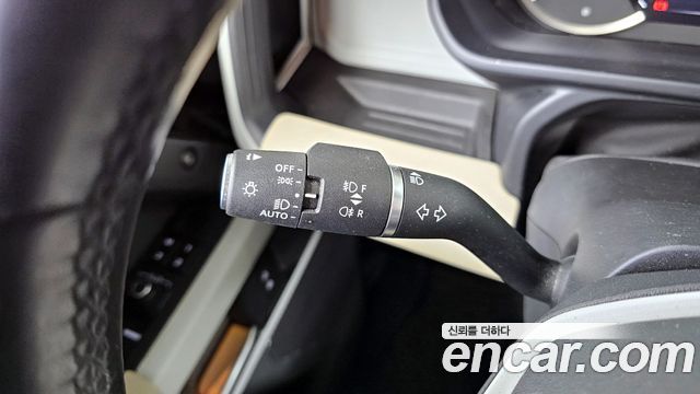 Land Rover Defender 110 P300 X-Dynamic SE