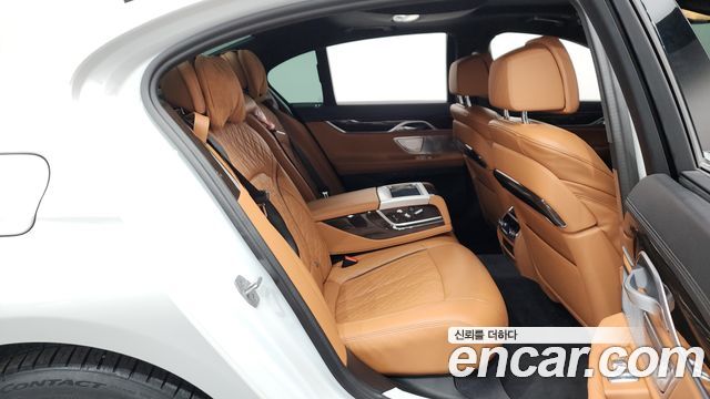BMW 7-Series 730d xDrive Design Pure Excellence