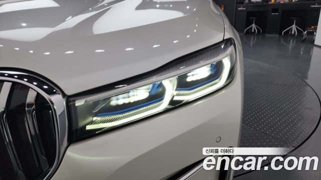 BMW 7-Series 730d xDrive Design Pure Excellence