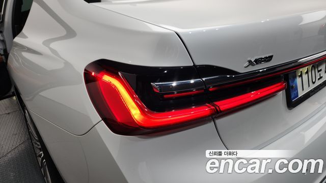 BMW 7-Series 730d xDrive Design Pure Excellence