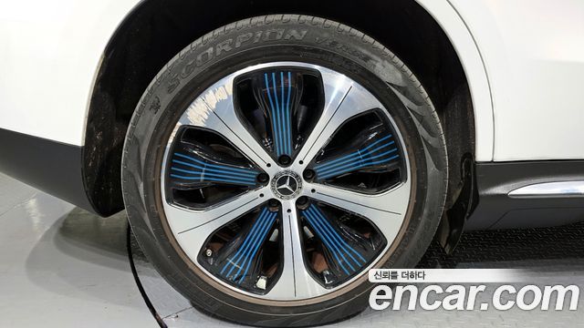 Mercedes-Benz EQC EQC400 4MATIC