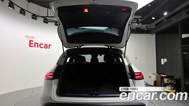 Mercedes-Benz EQC EQC400 4MATIC