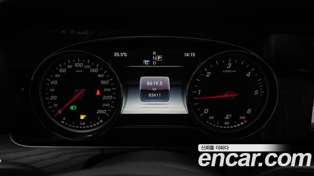 Mercedes-Benz E-Class E220d 4MATIC Avantgarde