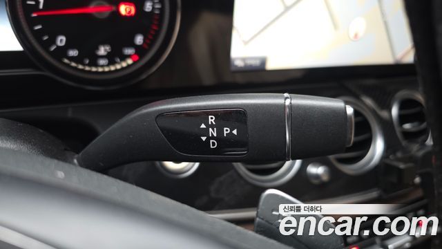 Mercedes-Benz E-Class E220d 4MATIC Avantgarde