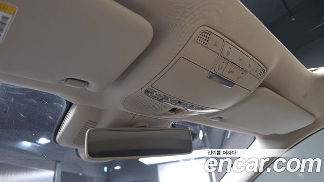 Mercedes-Benz E-Class E220d 4MATIC Avantgarde