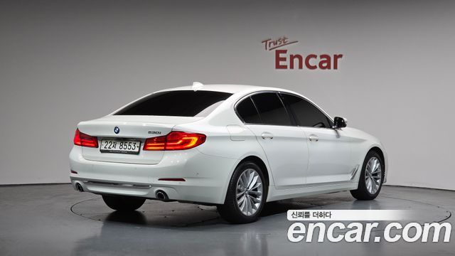 BMW 5-Series 530i Luxury Plus