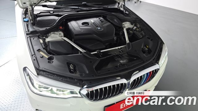 BMW 5-Series 530i Luxury Plus