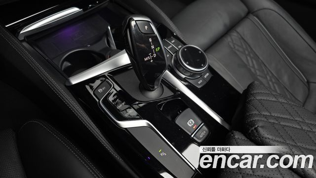 BMW 5-Series 530i Luxury Plus