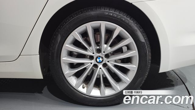 BMW 5-Series 530i Luxury Plus