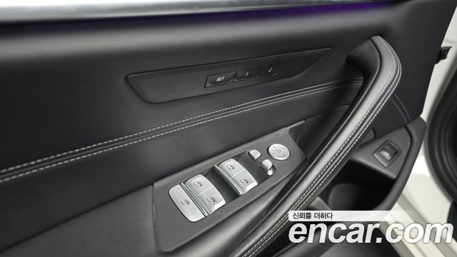 BMW 5-Series 530i Luxury Plus