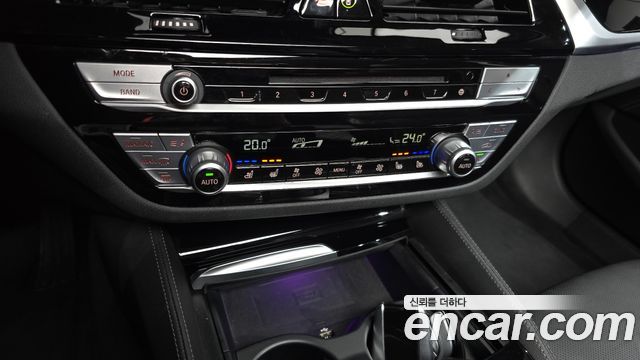 BMW 5-Series 530i Luxury Plus
