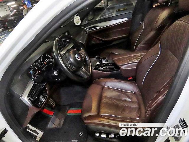 BMW 5-Series M550d xDrive