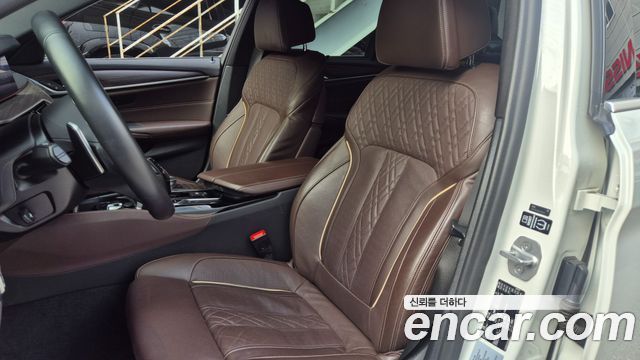 BMW 5-Series 530i M Sport Package Plus
