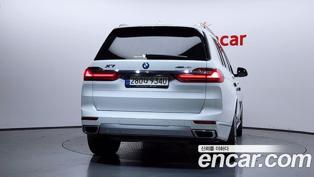 BMW X7 xDrive 40i Design Pure Excellence 7-Seater