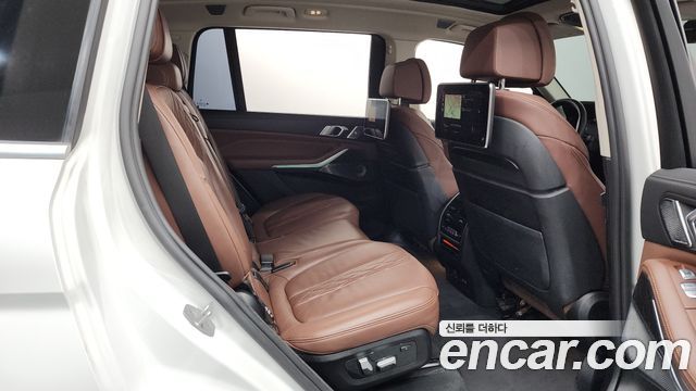 BMW X7 xDrive 40i Design Pure Excellence 7-Seater