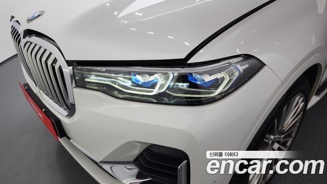 BMW X7 xDrive 40i Design Pure Excellence 7-Seater