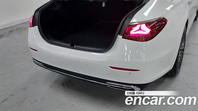 Mercedes-Benz E-Class E450 4MATIC Exclusive