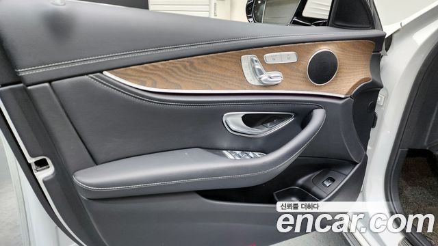 Mercedes-Benz E-Class E220d Exclusive