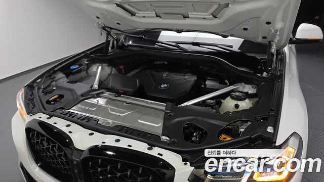 BMW X4 xDrive20i M Sports Pro