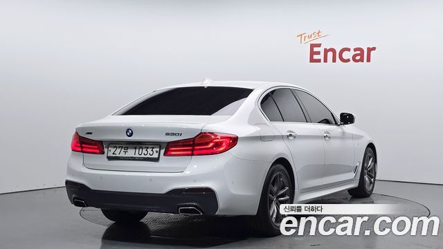 BMW 5-Series 530i xDrive M Sport Package Plus