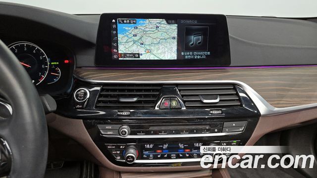 BMW 5-Series 530i xDrive M Sport Package Plus