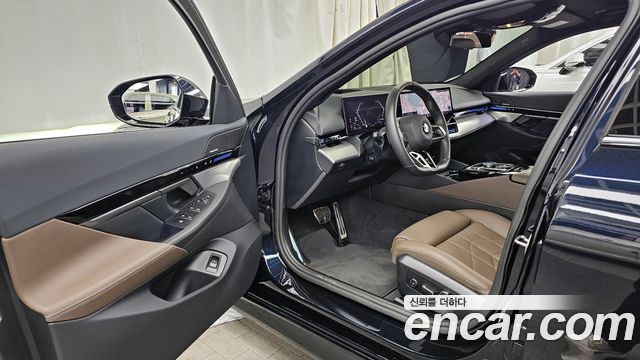 BMW 5-Series 520i M Sport