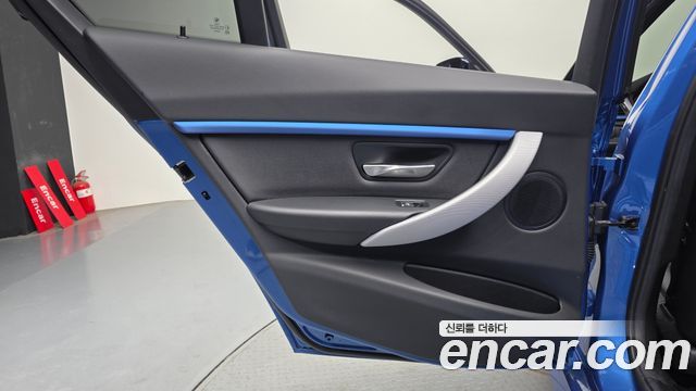BMW 3-Series 320i M Sport