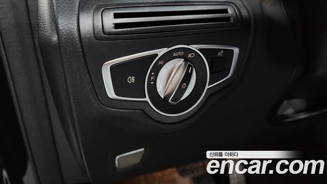 Mercedes-Benz GLC-Class GLC300e 4MATIC Coupe