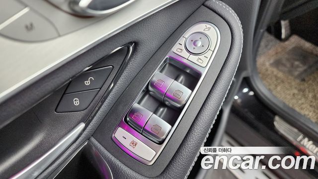 Mercedes-Benz GLC-Class GLC300e 4MATIC Coupe
