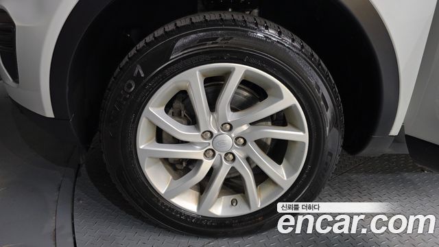 Land Rover Discovery Sport 2.0 TD4 SE